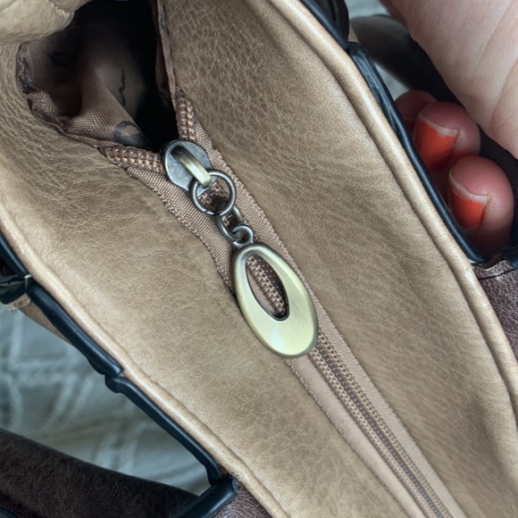 Treska brown and tan purse handbag satchel vegan leather - Picture 8 of 10